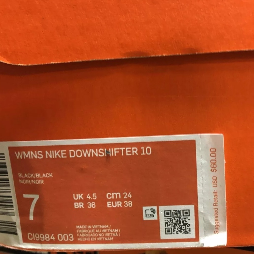 Nike Women’s Downshifter 10 Black Running Shoes, Size 7 M. - Picture 6 of 6